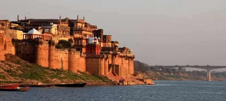 Ramnagar Fort on the banks of the Ganges River