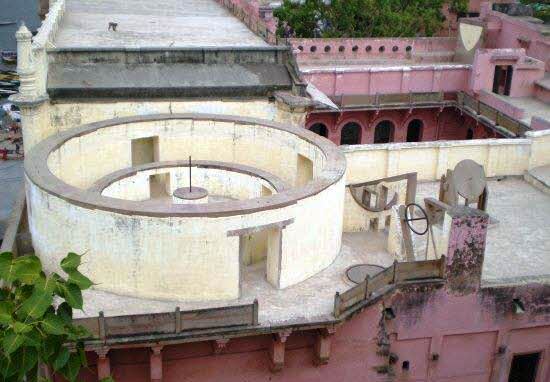 Manikarnika Ghat